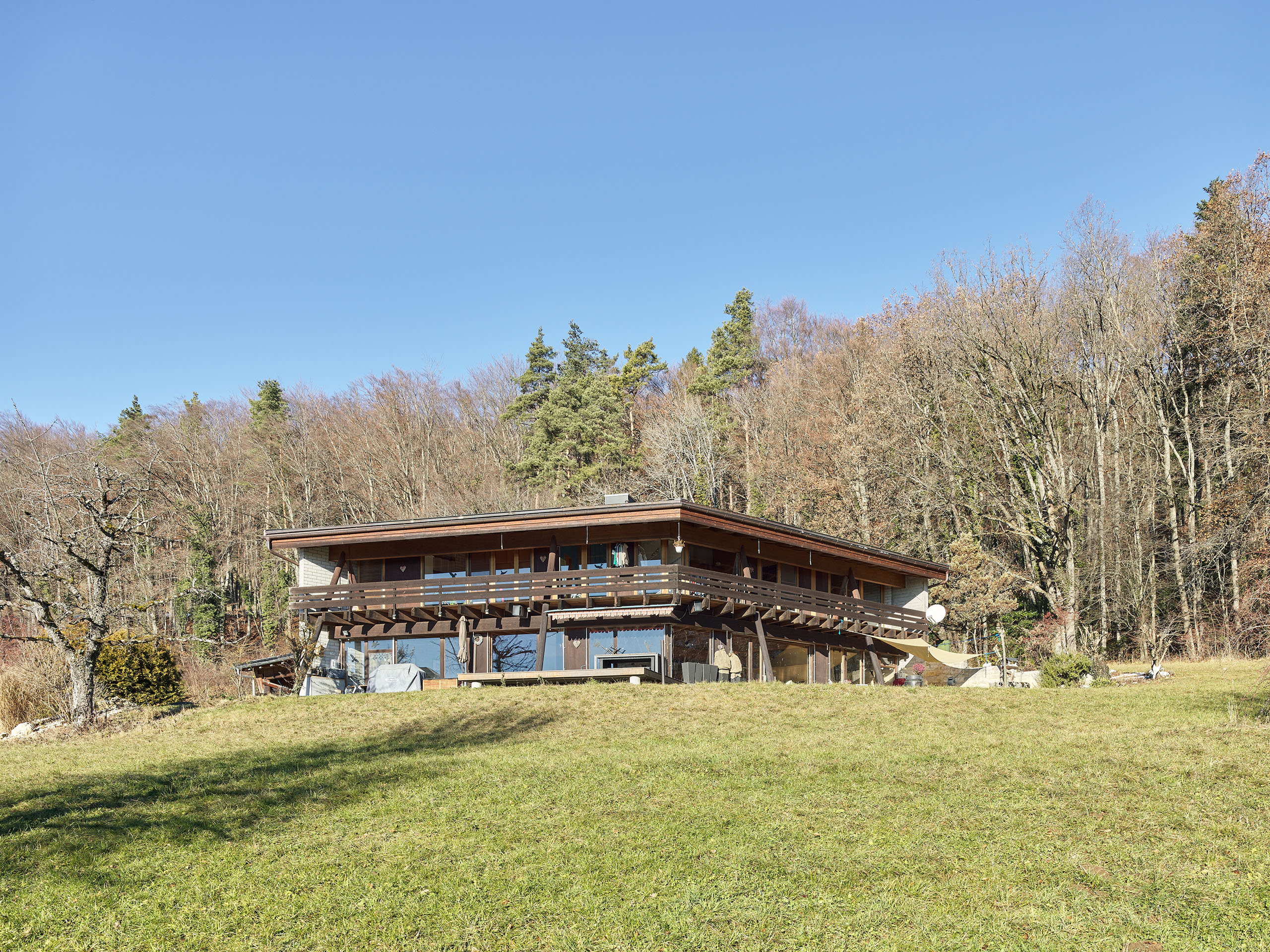 E17644 BL27 AIQ4 006474